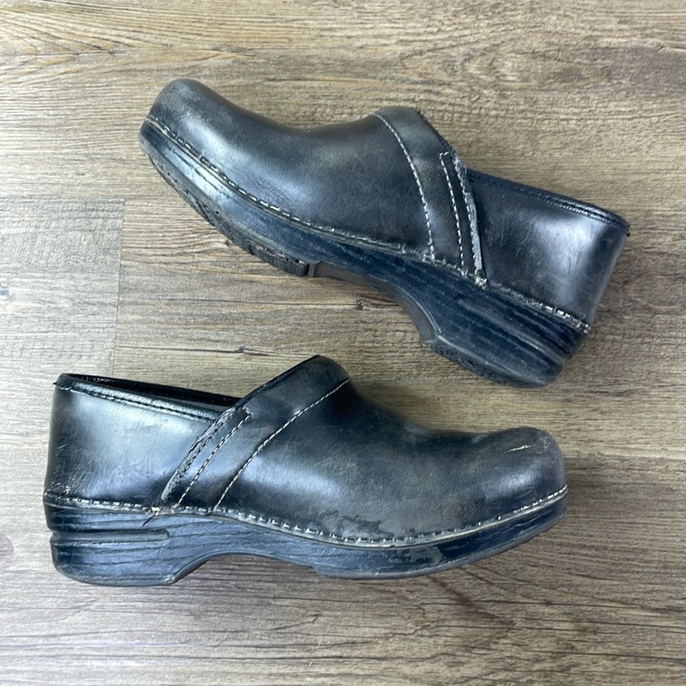 Dansko Women’s Professional Clog, Charcoal Grey/Black, size EU 39, US 8.5